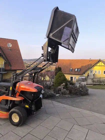 Kubota GZT15-3HD Zero-Turn Rasentraktor Profi Aufsitzmäher