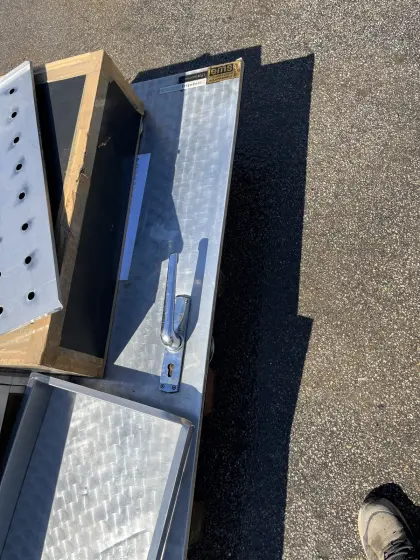 Kühlraumtür und Aggregat