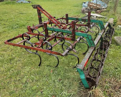 Rau Kombi Grubber und Kartoffel-Legemaschine