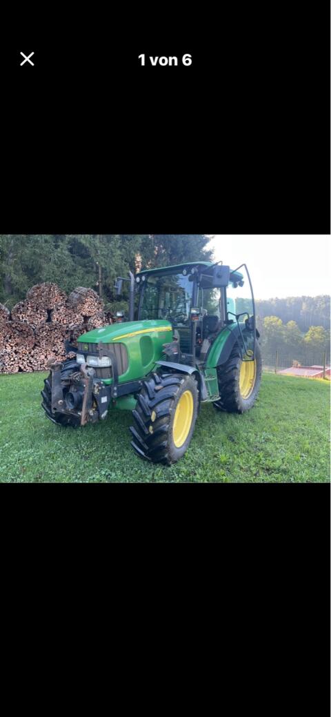 John Deere 5820