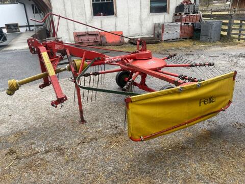 Schwader Fella TS 280 DM