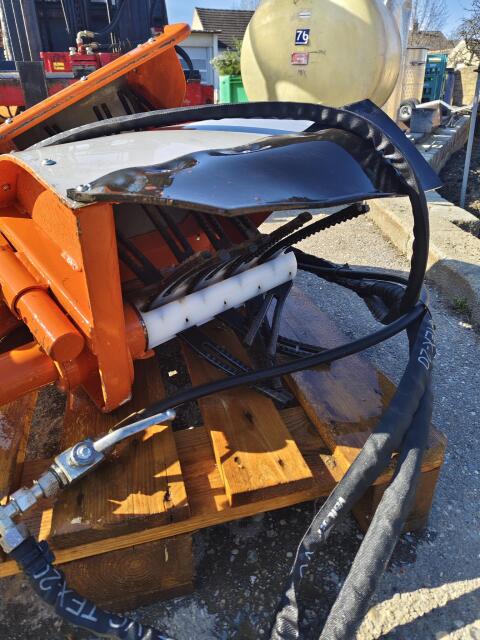 Braun Stockputzer li. und re.