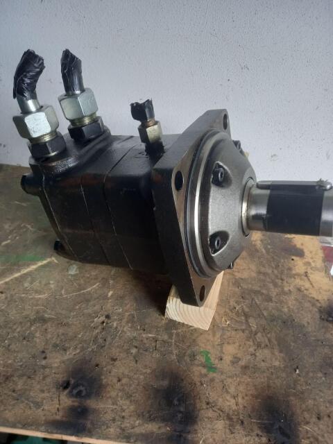 Ölmotor Sauer Danfoss