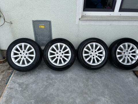 Alufelgen mit Sommerreifen 16 Zoll Mercedes Benz