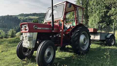 MF 135