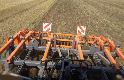 4 m Grubber hydr. klappbar, Soil to Soil Walze, MwSt. ausweisbar