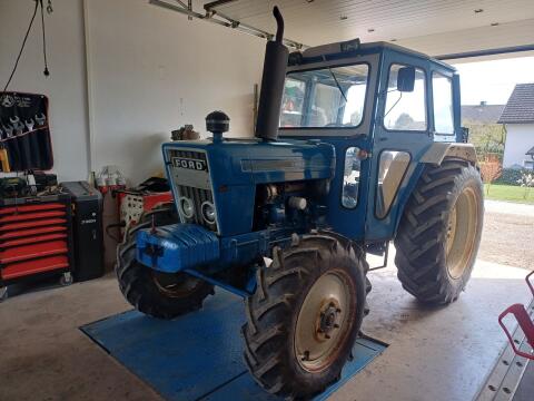 Ford 5600