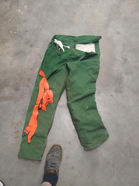 Schnittschutzhose