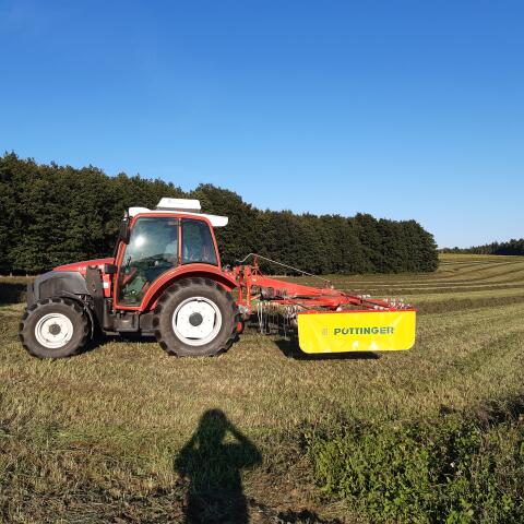 Lindner Geotrac 64