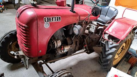 Steyr Traktor T84