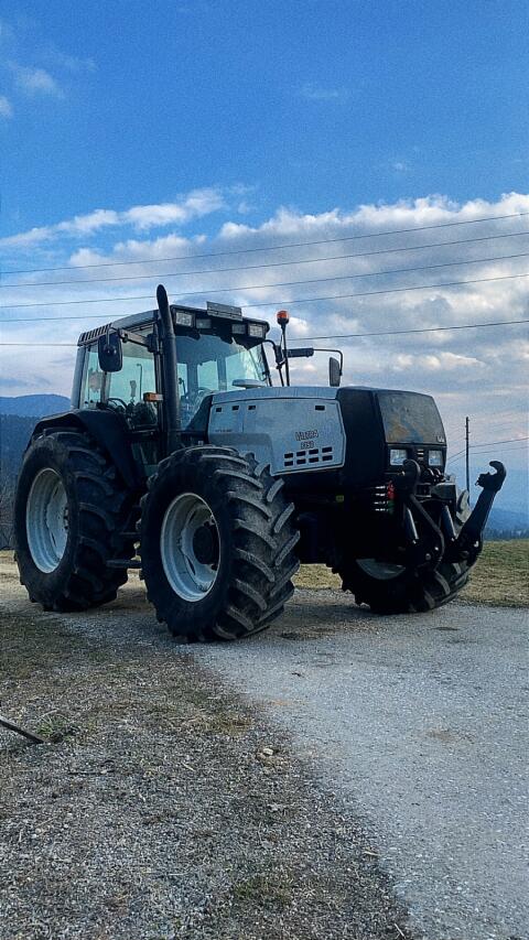Valtra 8350 HiTech
