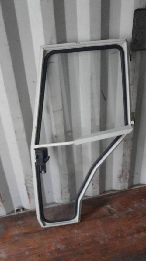 Tür Steyr 900
