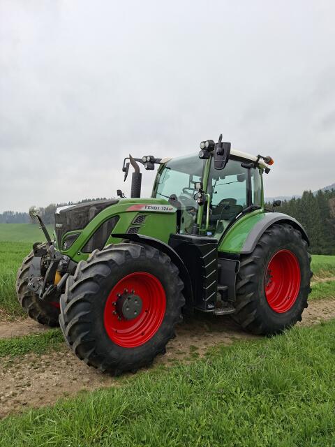 Fendt 724
