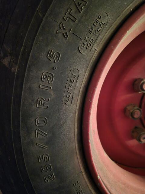 285/70 R 19.5