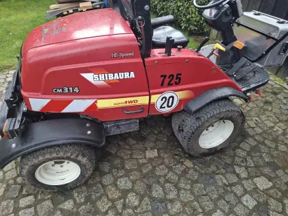 Shibaura CM 314 Rasentraktor Allrad hydr.