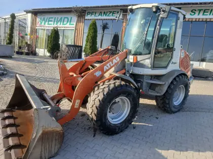 Radlader Atlas 65 Super mit Schaufel und Palettengabel