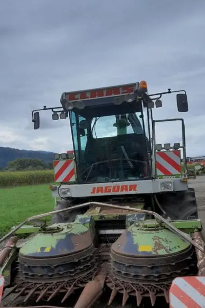 Claas Jaguar 695 SL