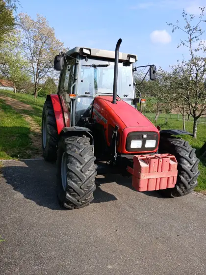 Massey Ferguson 4245
