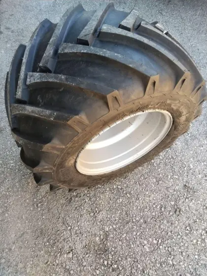 19.045-17 BKT AS 504 14 Ply