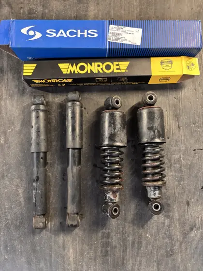 Dämpfer Kabinenfederung CVT / CVX