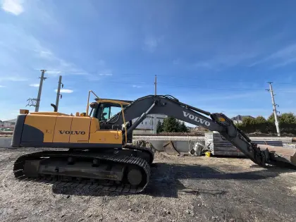 Bagger Volvo EC 180CL