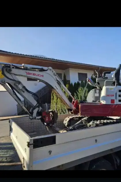Takeuchi TB215