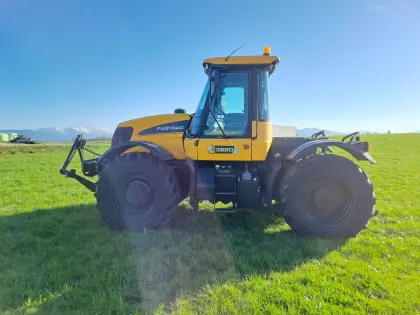 JCB Fastrac 3220 Plus
