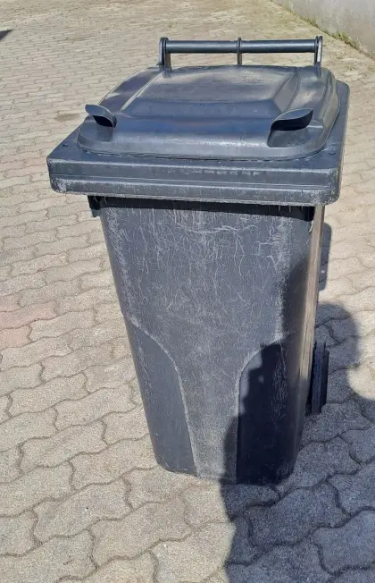 Mülltonnen gebraucht