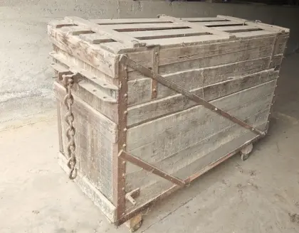 Tiertransportkiste für Traktor