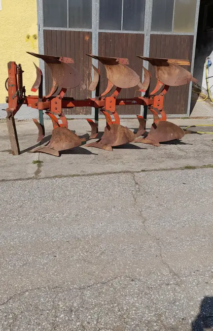 Vogel und Noot 3 Scharen Wendepflug