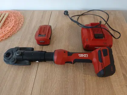 Hilti Presse Maschine NPR 32