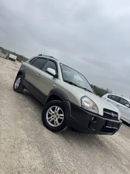 Hyundai Tucson Pickerl neu Erstbesitz