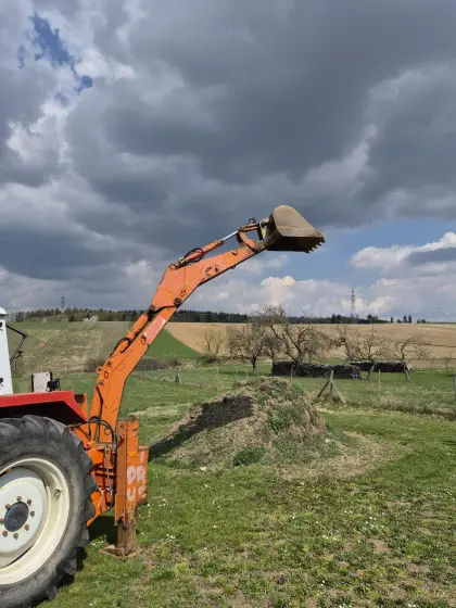 Heckbagger für Traktor
