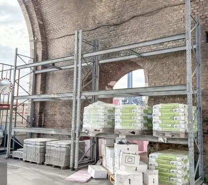 2 Schwerlastregale 4.000 kg Fachlast