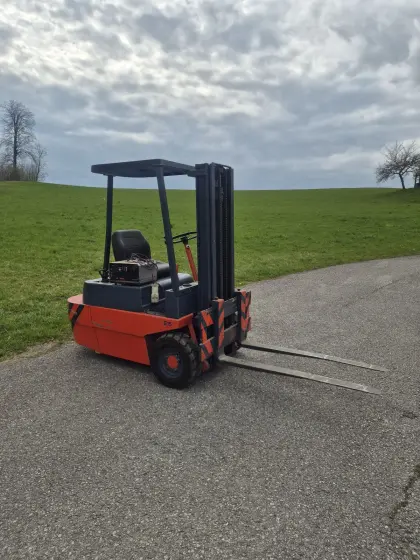Linde E15 Gabelstapler