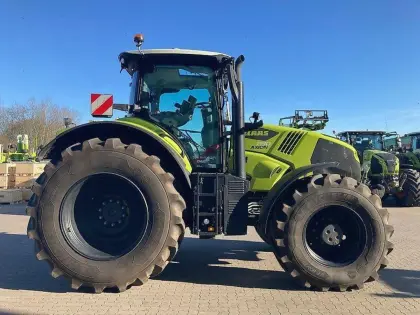 Claas AXION 830 CMATIC