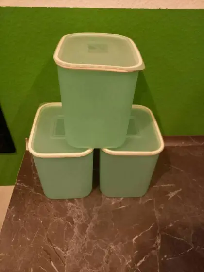 3 Tupperware Dosen
