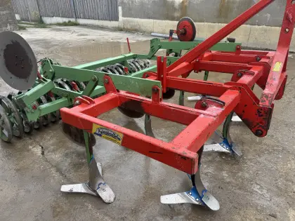 Grubber Flügelschar