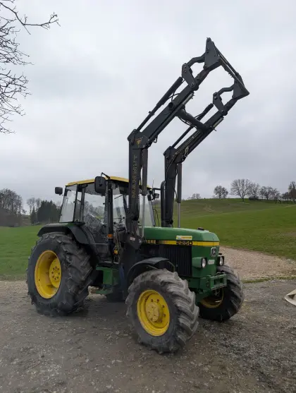John Deere 2250 A