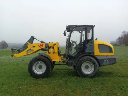 Weidemann 4080 Wacker Neuson WL44