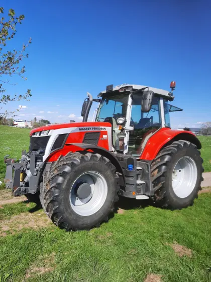 Massey Ferguson 6S 180 Dyna VT Exclusive MF Traktor
