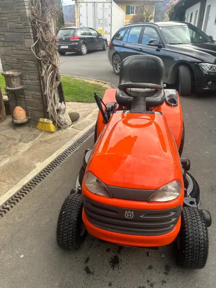 Rasentraktor Husqvarna