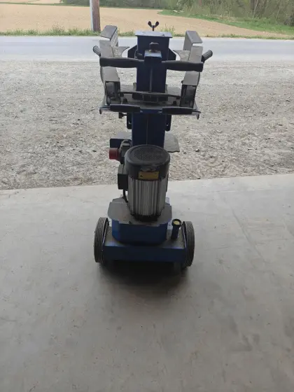 Starkstromholzspalter