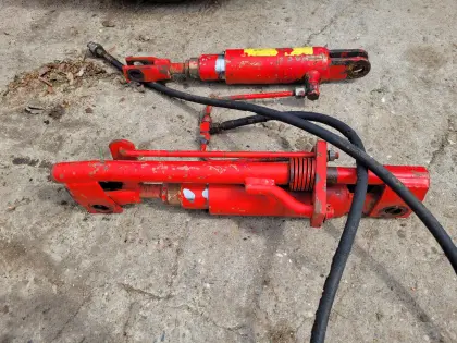 Hydraulische Knickdeichselkolben