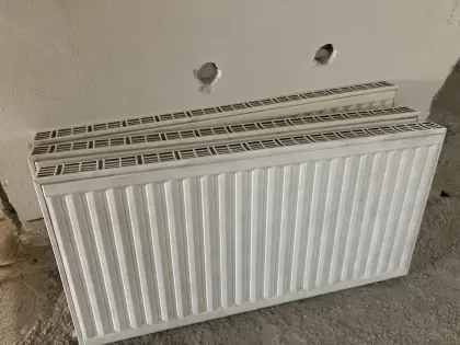 9x Heizkörper in gutem gebrauchten Zustand