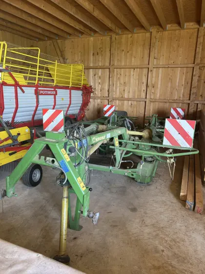 Krone Kreiselwender, Heuwender KW 9.02/8T