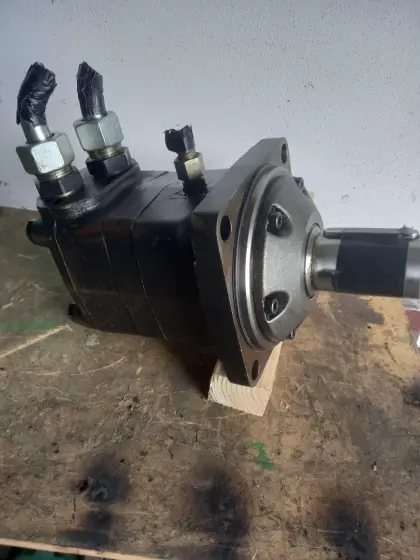 Ölmotor Sauer Danfoss