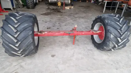 BPW Achse mit Räder