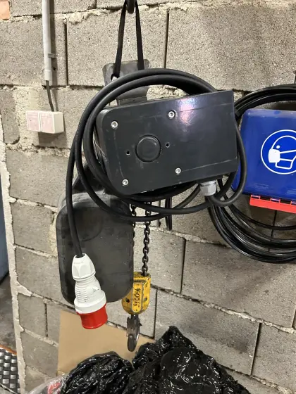 Silokran Kettenzug Hubhöhe 9 m 1.000 kg