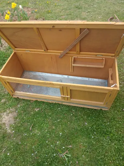 Hasen/Meerschweinchenstall